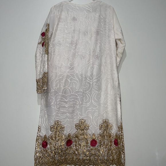 Pakistani Fancy 3pc Shalwaar Kameez - Picture 5 of 7